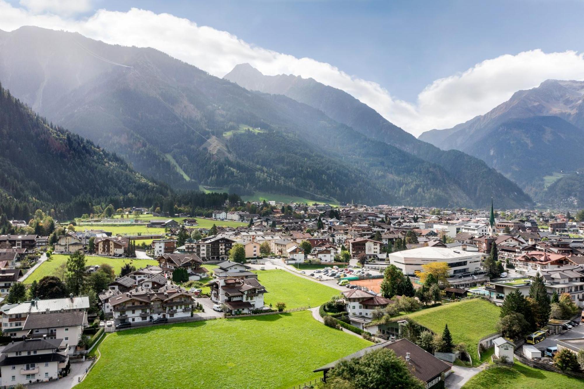 S'Doerfl Chalets Mayrhofen Dış mekan fotoğraf